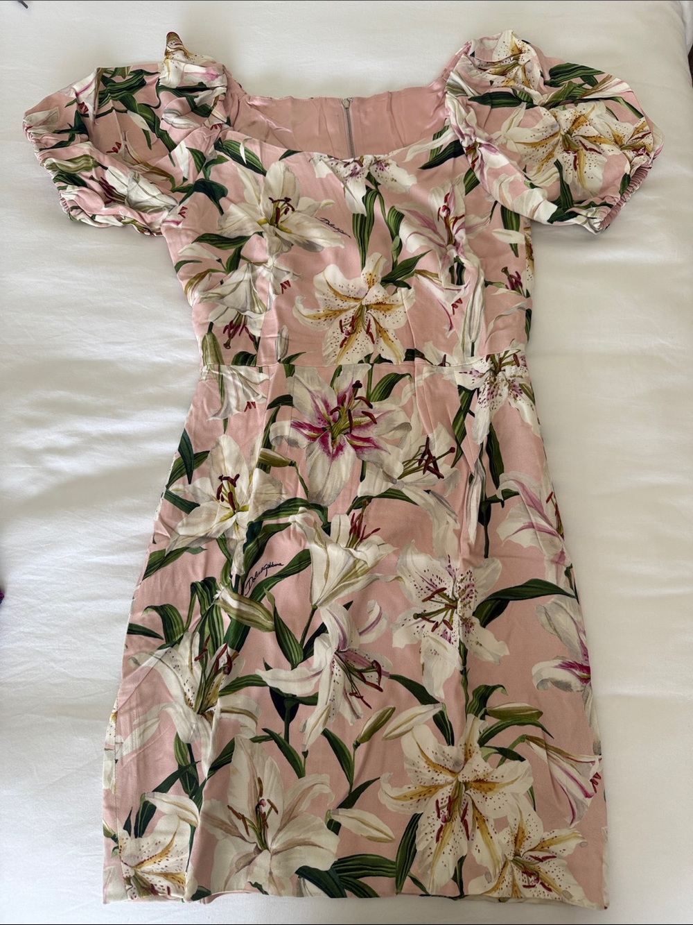 Dolce & Gabbana Pink Floral Puff-Sleeve Mini Dress with Green Leaf Detail